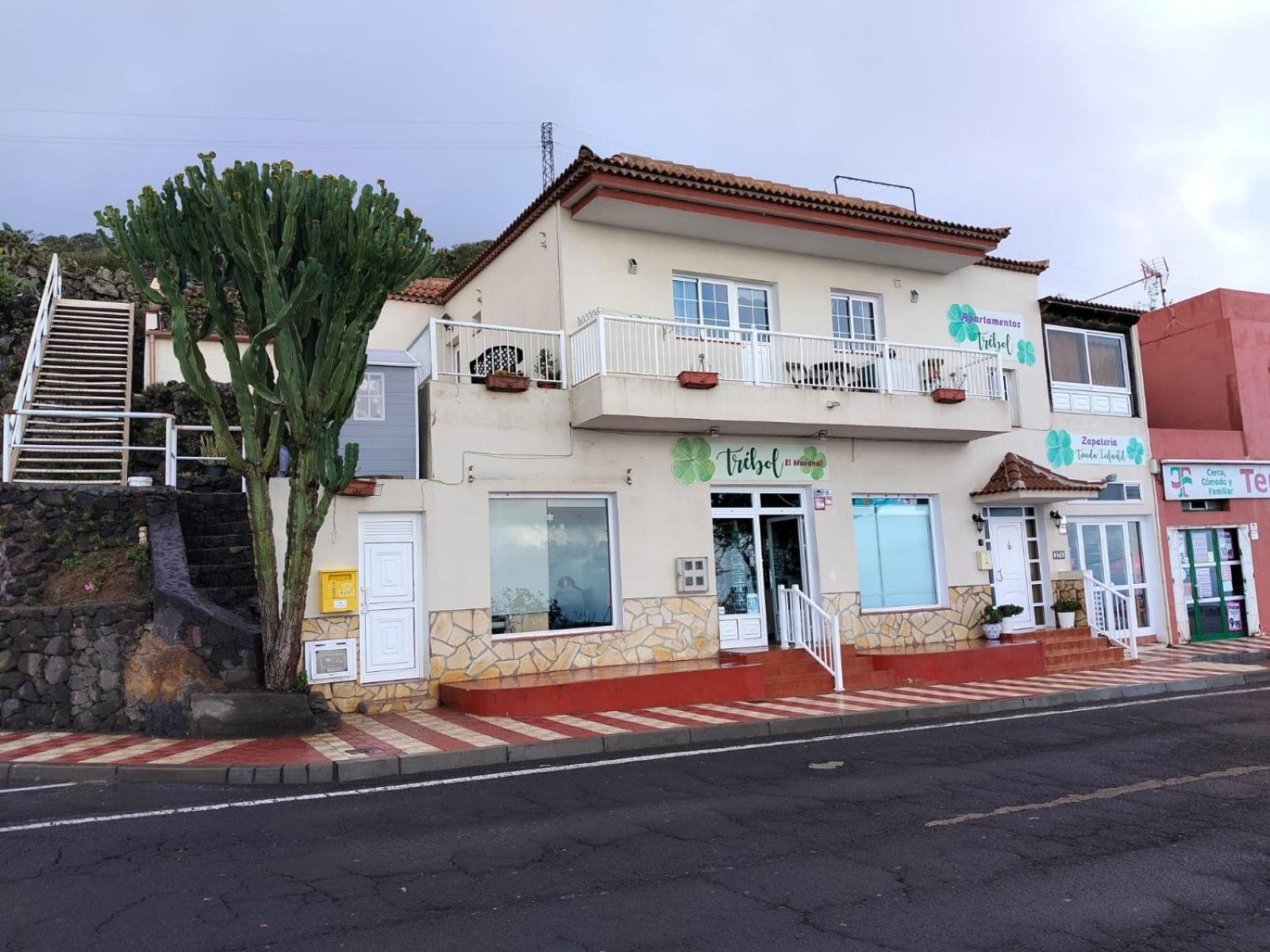 Apartamentos Trebol Mocanal Bagian luar foto